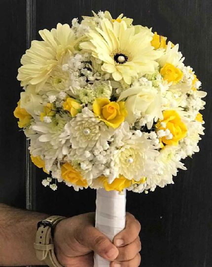 Bride Bouquet | Customized Bouquet | Flower Bouquet | Flowers | Event decoration Services | flowers decoration near me | flower studio pakistan | bukey near me