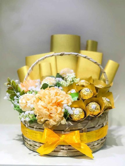 Crazy Gold Fiber's | Flower Bouquet | Flowers | Event decoration Services | flowers decoration near me | flower studio pakistan | bukey near me