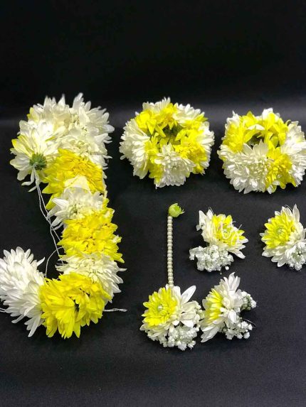 Floral Jewelry Yellow White | Customized Bouquet | Flower Bouquet | Flowers | Event decoration Services | flowers decoration near me | flower studio pakistan | bukey near me