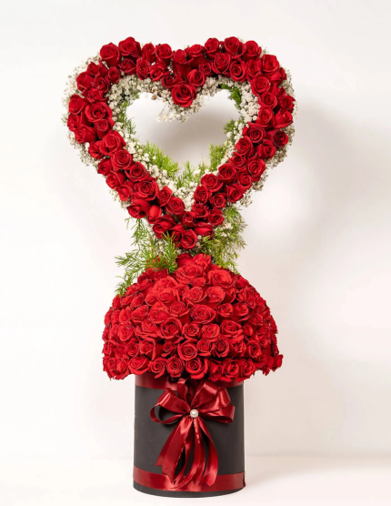 Love In Heart | Flowers | Event decoration Services | flowers decoration near me | flower studio pakistan | bukey near