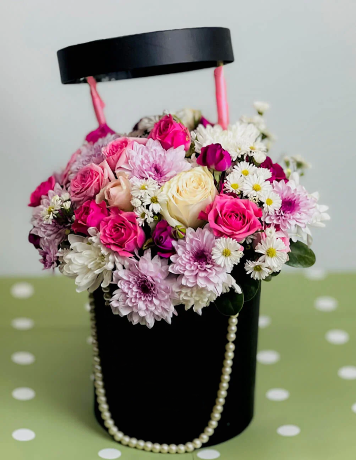 Pink Passion Box | Flowers | Event decoration Services | flowers decoration near me | flower studio pakistan | bukey near