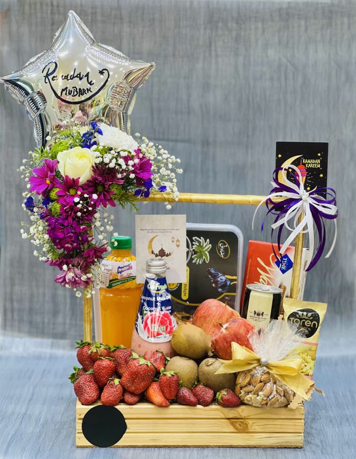 Ramadan Mubarak Fruit Gift Basket | Flowers | Event decoration Services | flowers decoration near me | flower studio pakistan | bukey near me