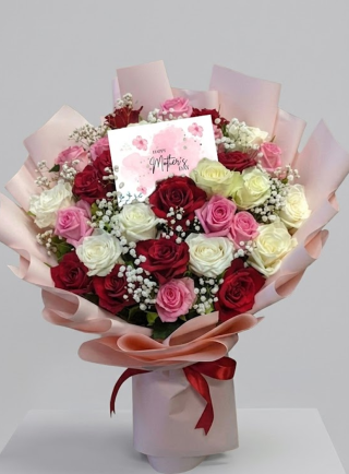 Pink & Red Flowers Bouquet
