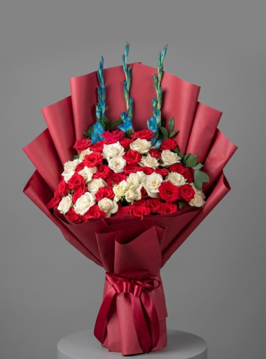 Bouquet of Flowers in Red & White
