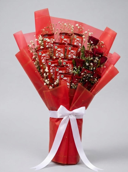 KitKat Chocolate & Red Rose Bouquet